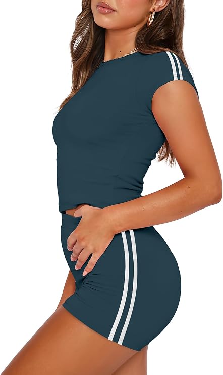 Women's 2-Piece Lounge Set – Contrast Stripe Top & High-Waisted Shorts