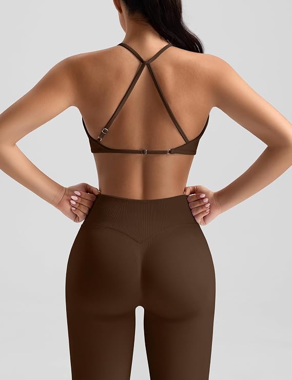 Women's 2-Piece Seamless Workout Set – Cross-Back Sports Bra & Scrunch Leggings