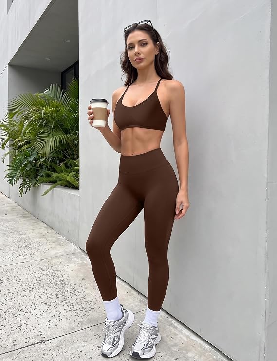 Women's 2-Piece Seamless Workout Set – Cross-Back Sports Bra & Scrunch Leggings